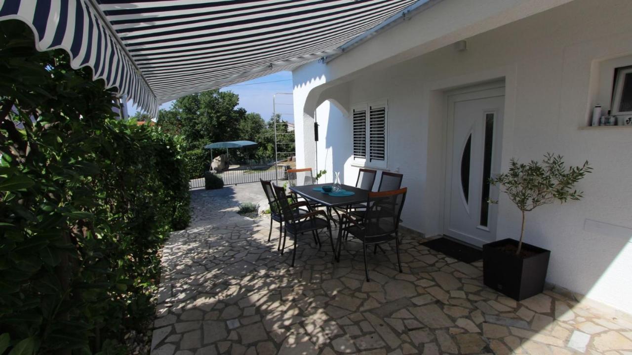 Apartments Adrijana Malinska Dış mekan fotoğraf