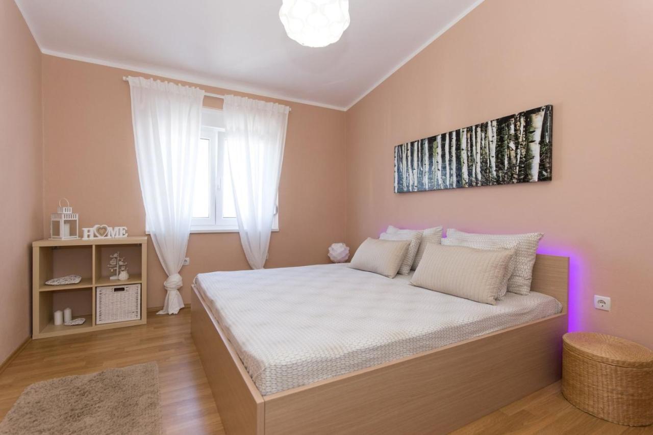 Apartments Adrijana Malinska Dış mekan fotoğraf