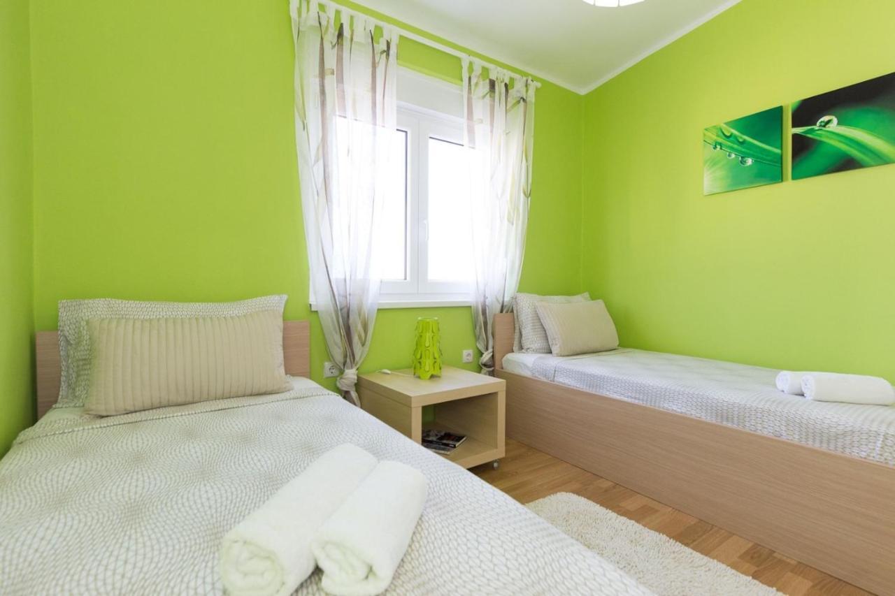 Apartments Adrijana Malinska Dış mekan fotoğraf