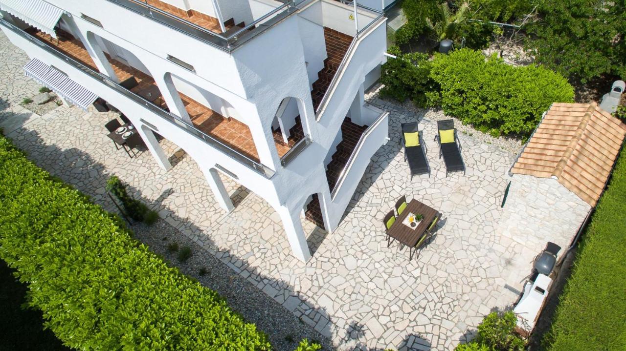 Apartments Adrijana Malinska Dış mekan fotoğraf
